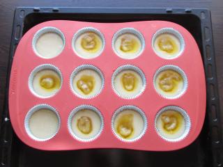 Jak na muffiny s karamelově máslovými banány | recept na jemný zákusek Jak na muffiny s karamelově máslovými banány | recept na jemný zákusek