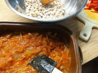 Jak připravit bulharský salát s vepřovým masem | receptura z Norem studené kuchyně