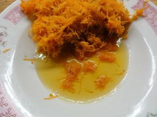 Jak upéct mrkvový bochánek (mazanec) | recept na mazanec z mrkvového těsta