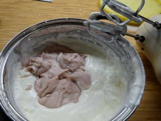 Jak upéct jednoduchý dort z piškotové hmoty | recept