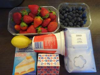 Jak udělat nepečený dezert z podmáslí a ovoce | recept i pro diabetiky