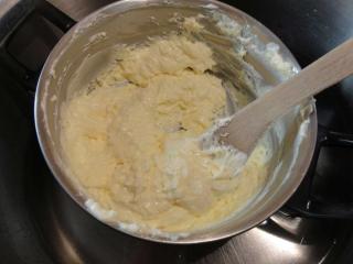 Jak udělat domácí tavený sýr z tvarohu | recept