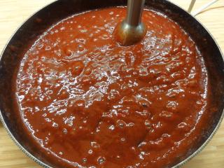 Jak připravit švestkovou chilli omáčku