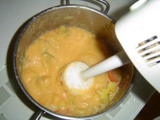 Jak udělat cuketovou polévku | recept na lehkou letní polévku