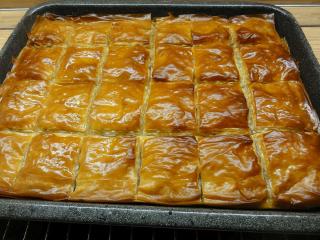 Jak si poradit s filo těstem | recept jak zpracovat filo těsto Jak si poradit s filo těstem | recept jak zpracovat filo těsto
