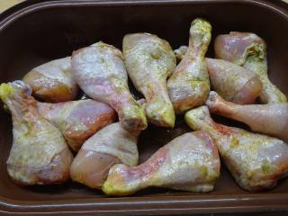 Jak upéct marinované kuřecí paličky se slaninou| recept Jak upéct marinované kuřecí paličky se slaninou| recept