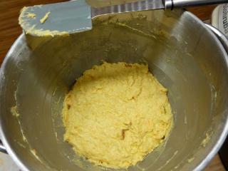 Jak upéct mrkvový bochánek (mazanec) | recept na mazanec z mrkvového těsta Jak upéct mrkvový bochánek (mazanec) | recept na mazanec z mrkvového těsta
