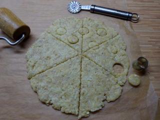 Jak upéct sýrové pečivo s ovesnými vločkami | recept na slané krekry Jak upéct sýrové pečivo s ovesnými vločkami | recept na slané krekry