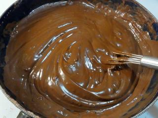 Jak udělat nepečené řezy ze sušenek | recept z Bebe sušenek Jak udělat nepečené řezy ze sušenek | recept z Bebe sušenek