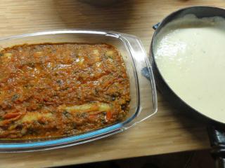 Jak udělat plněné placičky z mletého masa s rajčaty, sýrem a koprem | recept