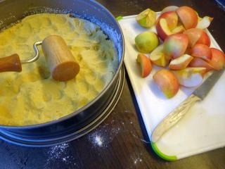 Jak snadno a rychle upéct šťavnatý jablečný moučník | recept Jak snadno a rychle upéct šťavnatý jablečný moučník | recept