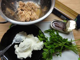 Jak uvařit špagety s tuňákem | recept