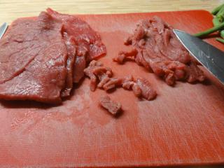 Jak usmažit hovězí nudličky s fazolkami | recept Jak usmažit hovězí nudličky s fazolkami | recept