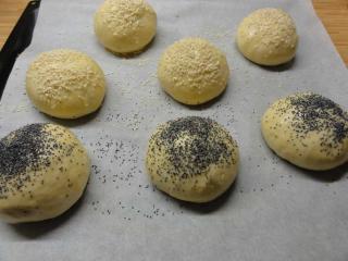 Jak upéct domácí bulky na hamburgery | recept Jak upéct domácí bulky na hamburgery | recept