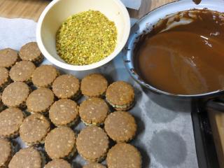 Jak upéct cukroví Mozartův tolar | recept na vánoční cukroví Jak upéct cukroví Mozartův tolar | recept na vánoční cukroví