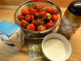 Jak uvařit jahodový džem s kokosem | recept