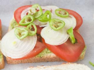 Jak připravit indické chilli toasty se sýrem | bezmasá rychlovka