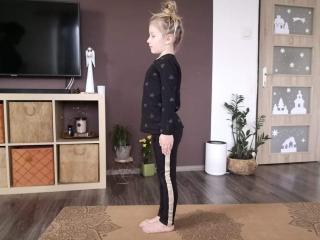Jak si s dětmi zacvičit jógu
