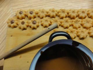 Jak udělat nepečené cukroví se zavařeninou | recept Jak udělat nepečené cukroví se zavařeninou | recept