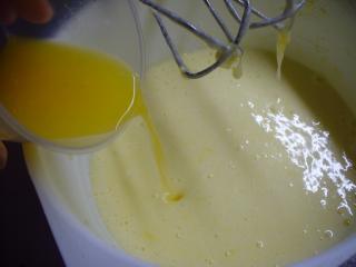 Jak upéct citronové sušenkové řezy | recept