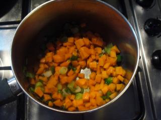 Jak uvařit čočkovo-pohankovou polévku | recept