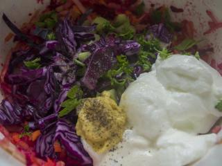 Jak připravit podzimní zeleninový salát