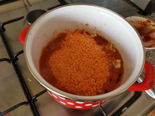 Jak uvařit indickou polévku z červené čočky | recept
