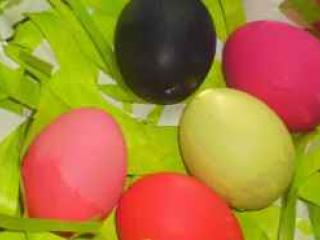 Jak ozdobit velikonoční vajíčka barvami na sklo