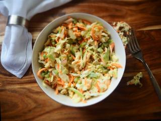 Jak připravit salát coleslaw | recept Jak připravit salát coleslaw | recept