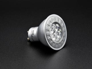 Moderní LED osvětlení má mnoho výhod oproti klasickým žárovkám. Proč je vhodné i pro vás? Moderní LED osvětlení má mnoho výhod oproti klasickým žárovkám. Proč je vhodné i pro vás?