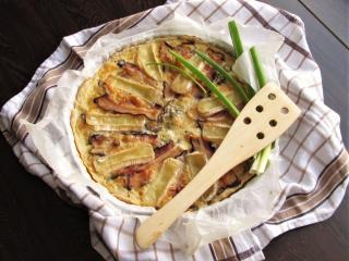 Jak v českém pojetí upéct francouzský slaný quiche s českou klasikou, tedy hermelínem a slaninou