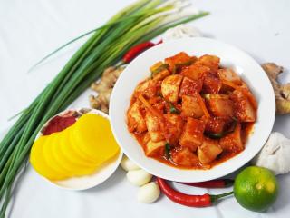 Kimchi z rebarbory
