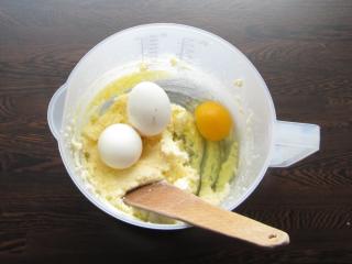 přidání vajíček