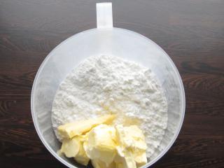 příprava nadýchaného máslového základu