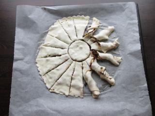 dokončení tvaru listového koláče