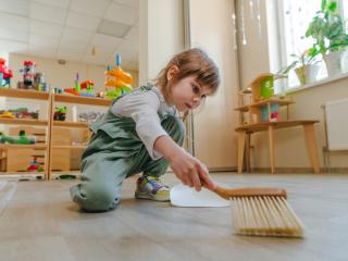 Montessori je jedinečný přístup k výchově. V čem spočívá?